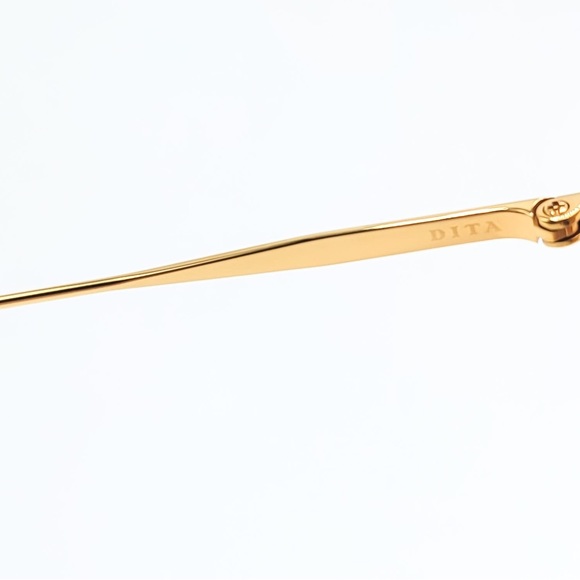 New Women’s Dita sunglasses - Picture 5 of 11